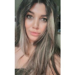 Meet your Posher, Jasmine